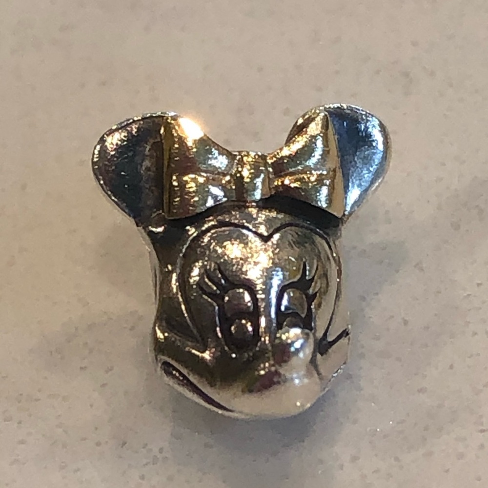 Chamilia Disney Minnie Mouse Charm with Gold Bow